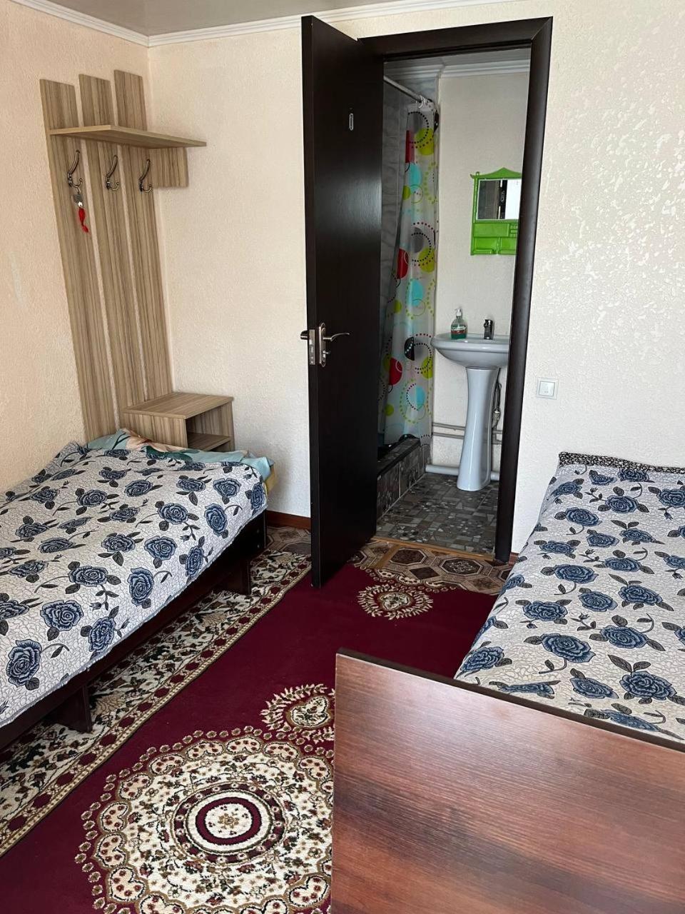 "Bilim" Guest House Tamchy Екстериор снимка