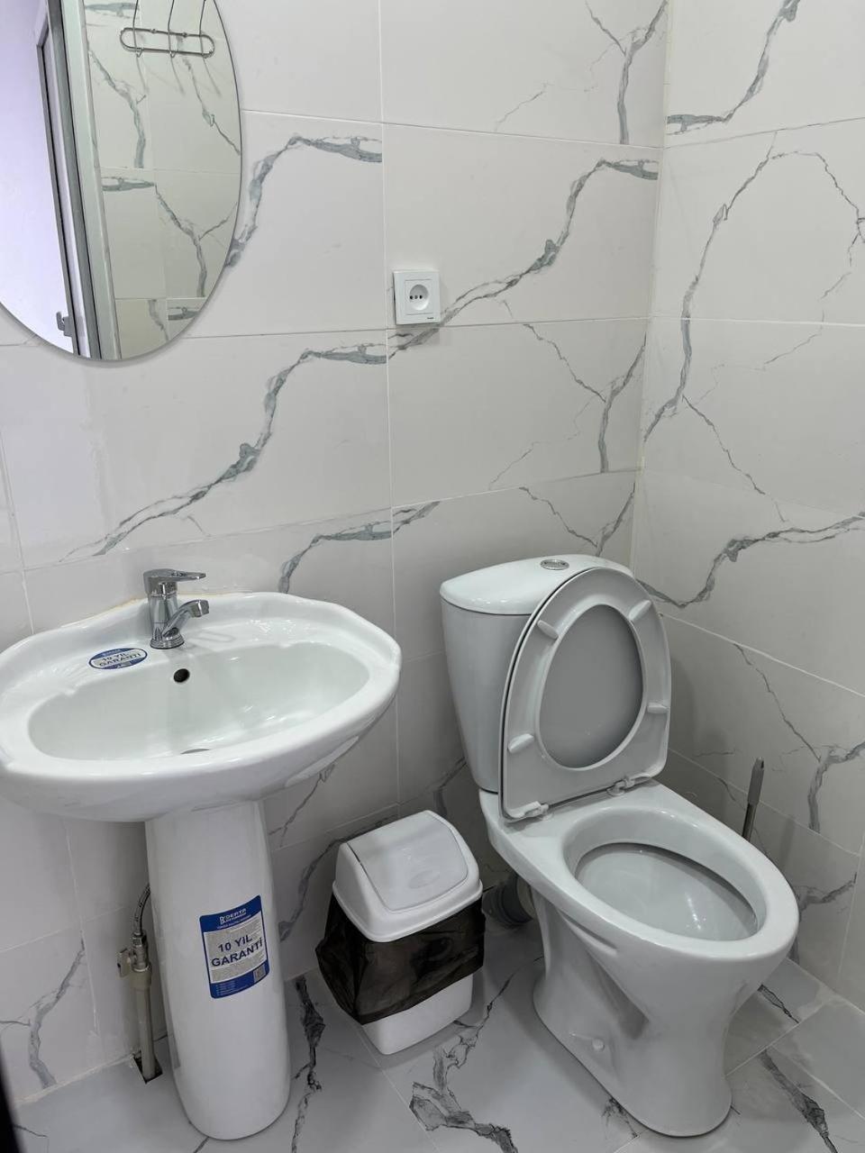 "Bilim" Guest House Tamchy Екстериор снимка