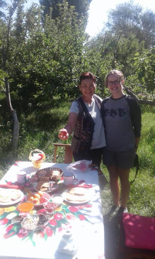 "Bilim" Guest House Tamchy Екстериор снимка